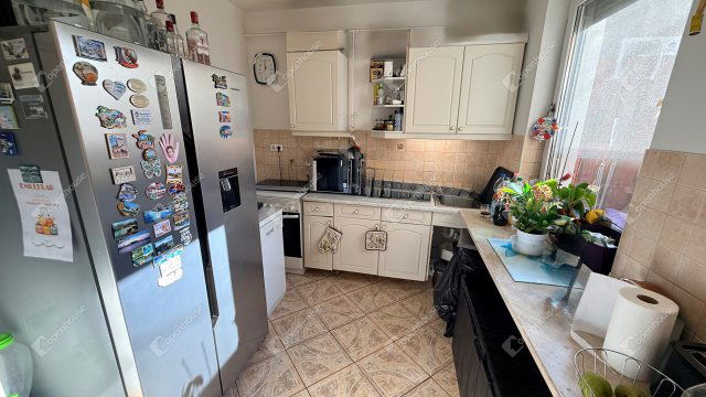 Eladó téglalakás, Üllőn 125 M Ft, 5 szobás