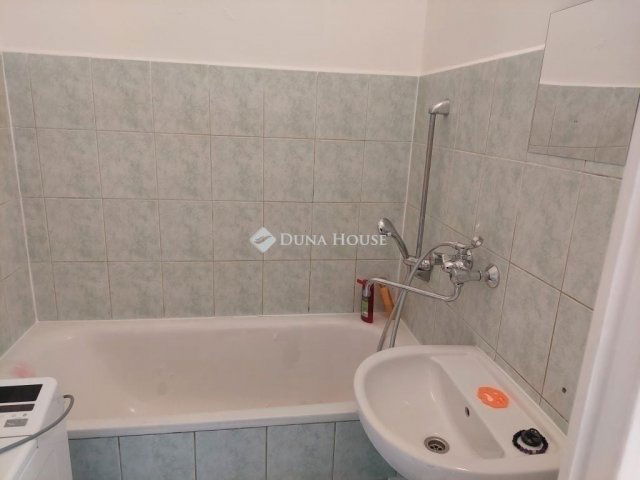 Eladó téglalakás, Budapesten, XXI. kerületben 47.9 M Ft