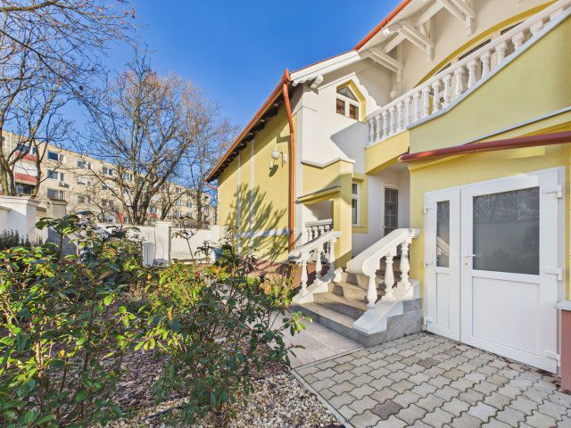 Eladó családi ház, Debrecenben, Böszörményi úton 159.9 M Ft