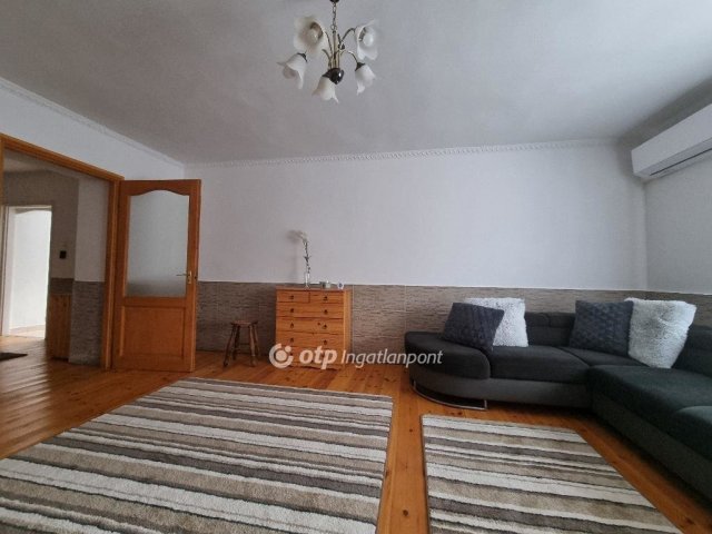 Eladó családi ház, Nagytevelen 39 M Ft, 2+1 szobás