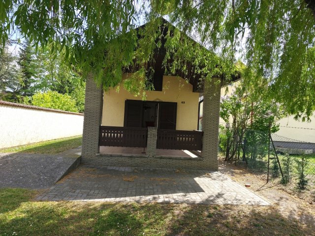 Eladó nyaraló, Balatonlelleén 97.9 M Ft, 2 szobás