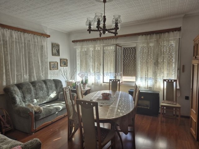 Eladó családi ház, Gödöllőn 129 M Ft, 7 szobás