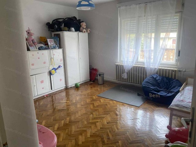 Eladó családi ház, Jászszentandráson 19.99 M Ft, 3 szobás