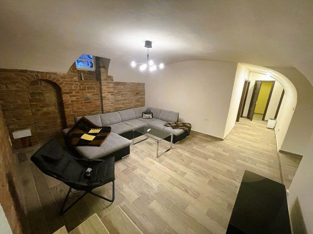 Eladó téglalakás, Budapesten, VI. kerületben 92 M Ft, 4 szobás