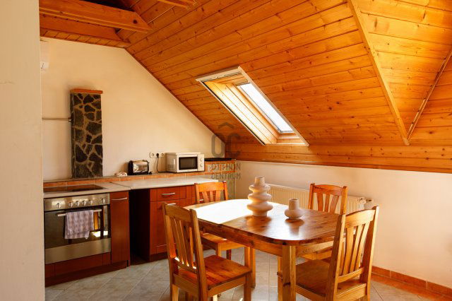 Eladó családi ház, Szentendrén 108 M Ft, 4 szobás