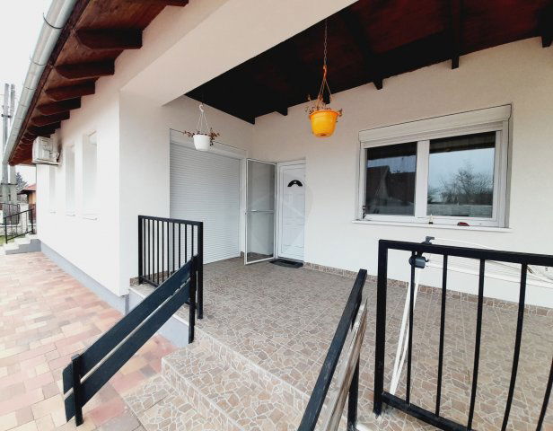 Eladó családi ház, Erdőkertesen 97.5 M Ft, 1+3 szobás