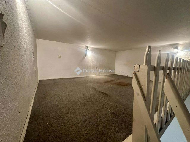 Eladó téglalakás, Budapesten, VII. kerületben 39.9 M Ft