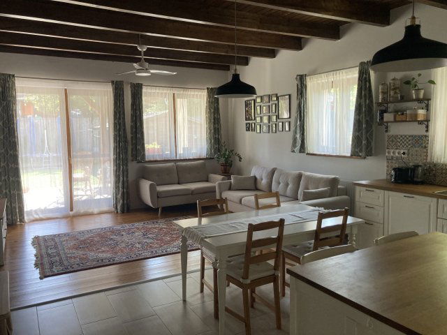 Eladó családi ház, Erdőkertesen 134.9 M Ft, 4 szobás