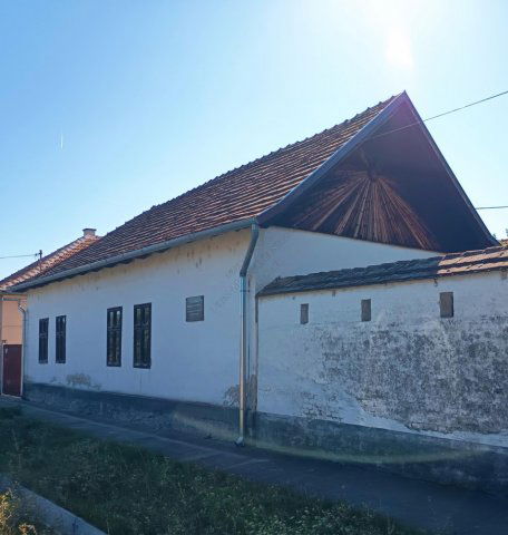 Eladó családi ház, Hódmezővásárhelyen 38 M Ft, 2 szobás