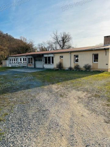 Eladó ipari ingatlan, Városlődön 99.95 M Ft