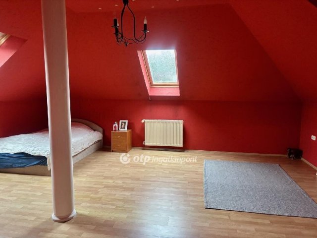 Eladó családi ház, Budakeszin 244 M Ft, 5+1 szobás