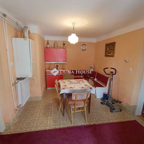 Eladó családi ház, Kecskeméten 41 M Ft, 3 szobás
