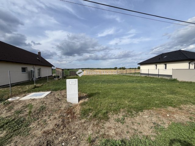 Eladó telek, Peresztegen 23.5 M Ft / költözzbe.hu