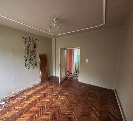 Eladó családi ház, Makón 32.9 M Ft, 3 szobás