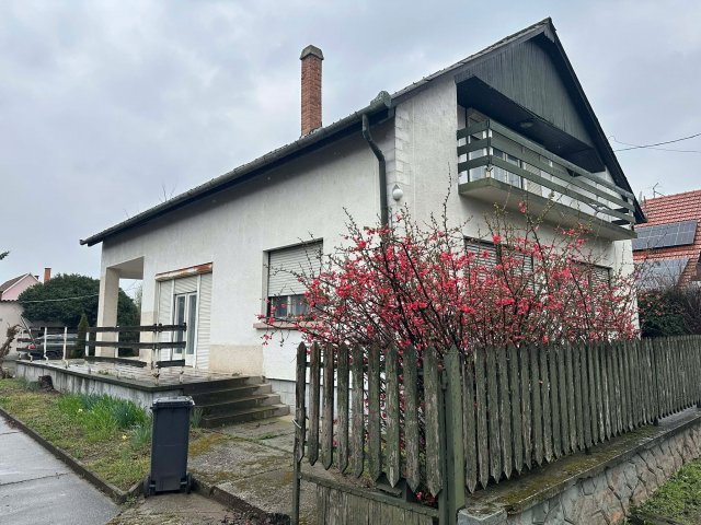 Eladó családi ház, Albertirsán 63.5 M Ft, 4 szobás