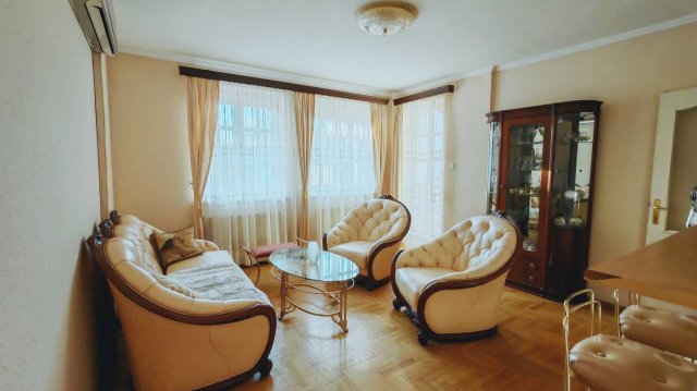 Eladó téglalakás, Budapesten, VIII. kerületben 177.5 M Ft
