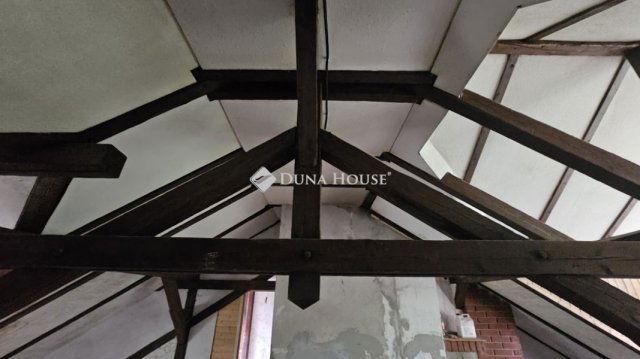 Eladó téglalakás, Budapesten, XVII. kerületben 95 M Ft, 4 szobás