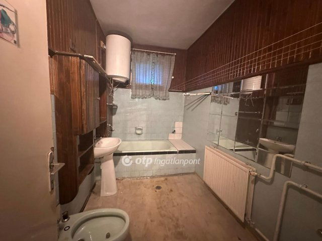 Eladó családi ház, Dunaharasztin 79.9 M Ft, 2+3 szobás