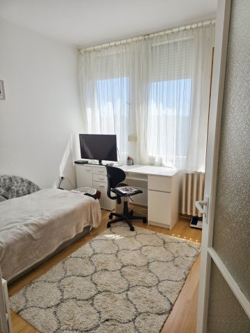 Eladó panellakás, Gödöllőn 54.5 M Ft, 2 szobás