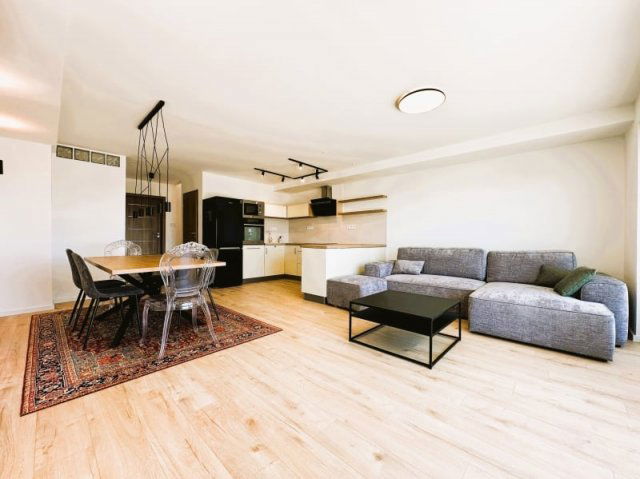 Eladó ikerház, Pécsett 135 M Ft, 4 szobás / költözzbe.hu