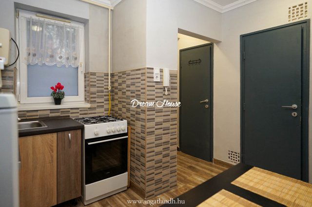 Kiadó téglalakás, albérlet, Nyíregyházán 110 E Ft / hó