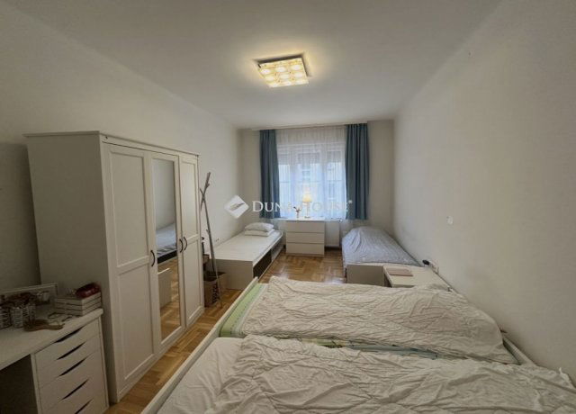 Eladó téglalakás, XII. kerületben, Tartsay Vilmos utcában