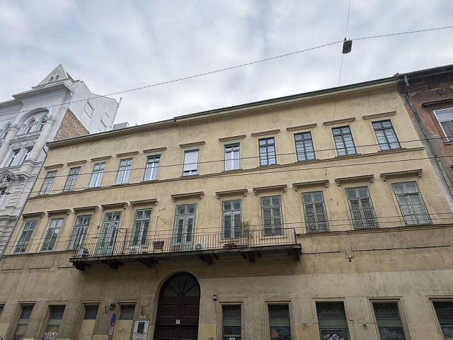 Eladó téglalakás, Budapesten, VII. kerületben, Király utcában