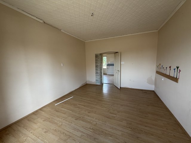 Eladó sorház, Nagyesztergáron 35 M Ft, 3 szobás