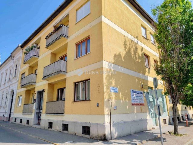 Kiadó téglalakás, albérlet, Kecskeméten 160 E Ft / hó