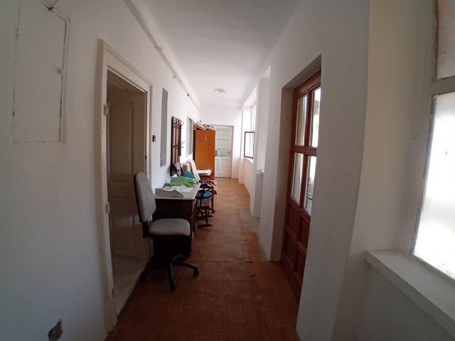 Eladó családi ház, Csávolyon 17.5 M Ft, 2 szobás