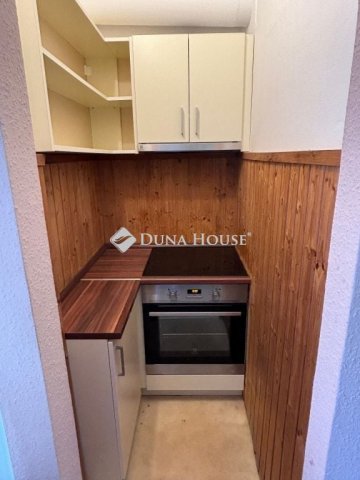 Kiadó téglalakás, albérlet, Oroszlányban 125 E Ft / hó