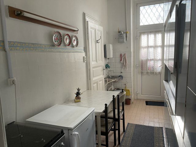 Eladó téglalakás, Budapesten, II. kerületben, Lukács utcában