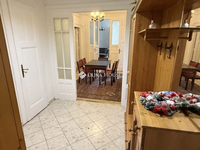 Eladó téglalakás, Budapesten, VII. kerületben 149 M Ft, 4 szobás