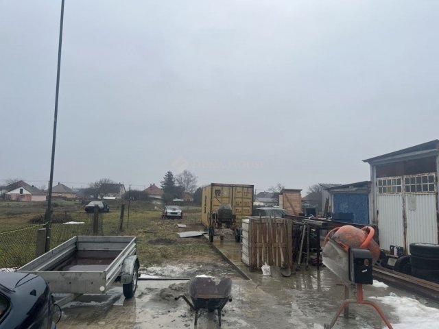 Eladó családi ház, Csévharaszton 59 M Ft, 2 szobás