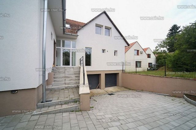 Eladó ikerház, Nagykovácsiban 158 M Ft, 6 szobás