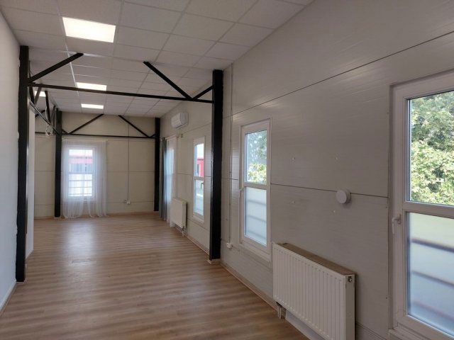 Kiadó ipari ingatlan, Pécsett, Siklósi úton 113 E Ft / hó