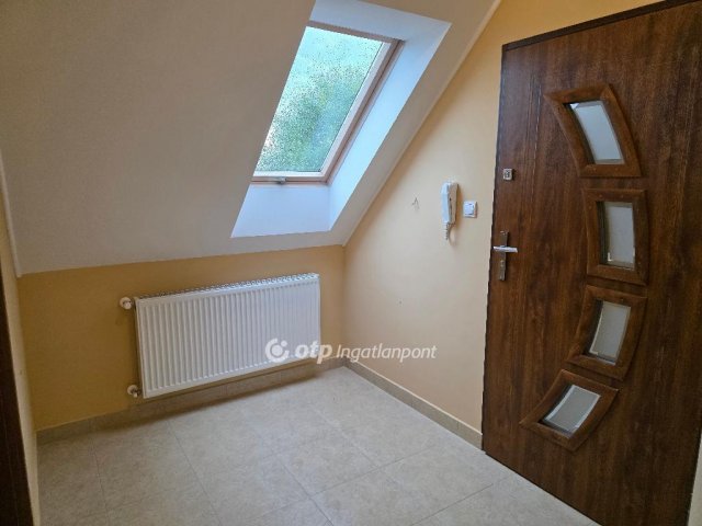 Eladó téglalakás, Hajdúszoboszlón 69 M Ft, 1 szobás