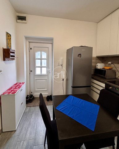 Eladó téglalakás, Szegeden, Bercsényi utcában 28 M Ft, 1 szobás