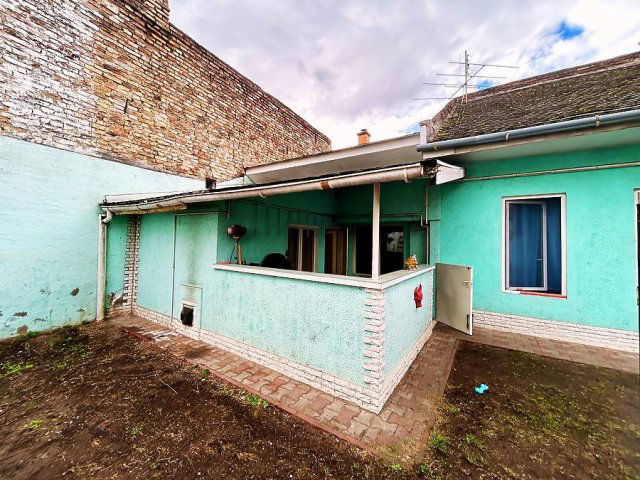 Eladó családi ház, Budapesten, XX. kerületben 28.5 M Ft
