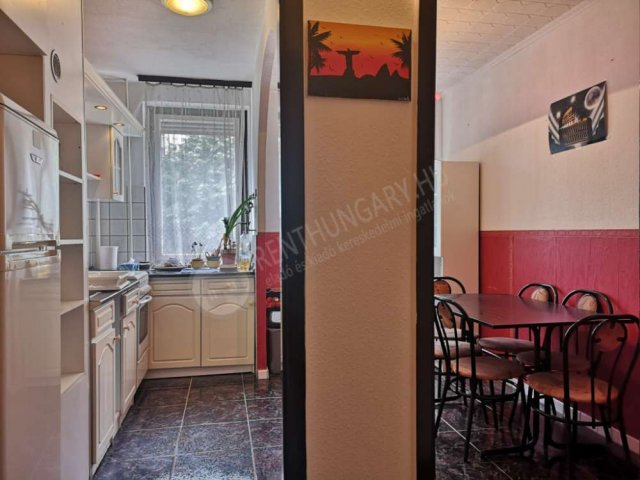 Eladó panellakás, Budapesten, XIX. kerületben, Toldy utcában