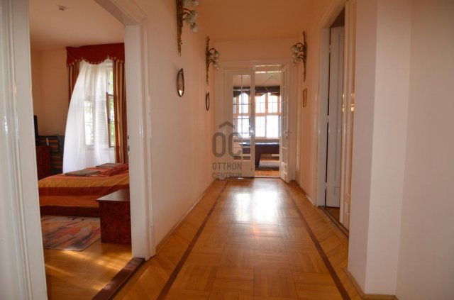 Eladó hotel, Balatonföldváron 995 M Ft / költözzbe.hu