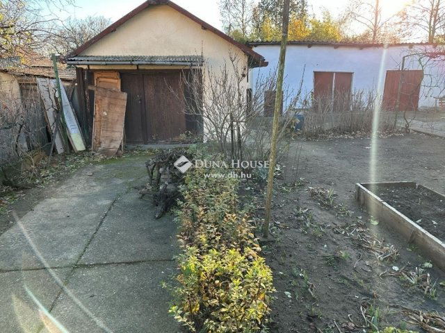 Eladó ikerház, Debrecenben 51.9 M Ft, 2 szobás