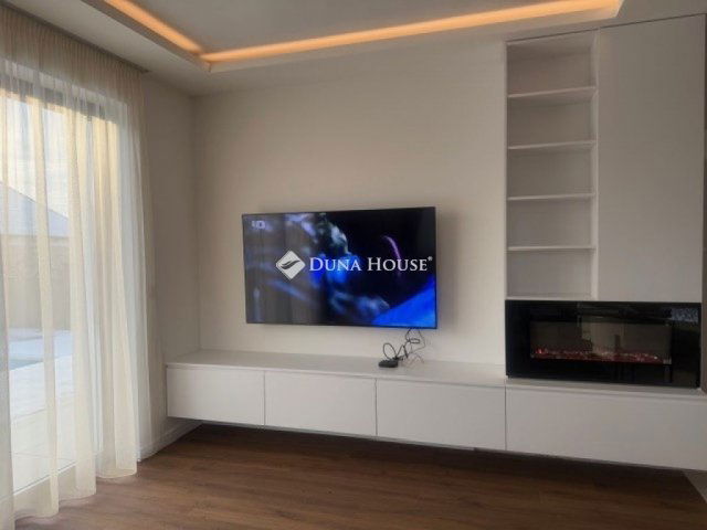 Eladó családi ház, Ceglédbercelen 195 M Ft, 4 szobás