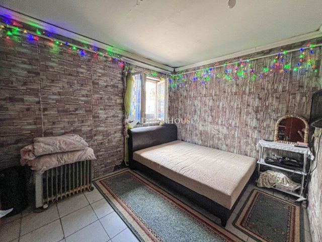 Eladó családi ház, Budapesten, XVIII. kerületben 59.9 M Ft