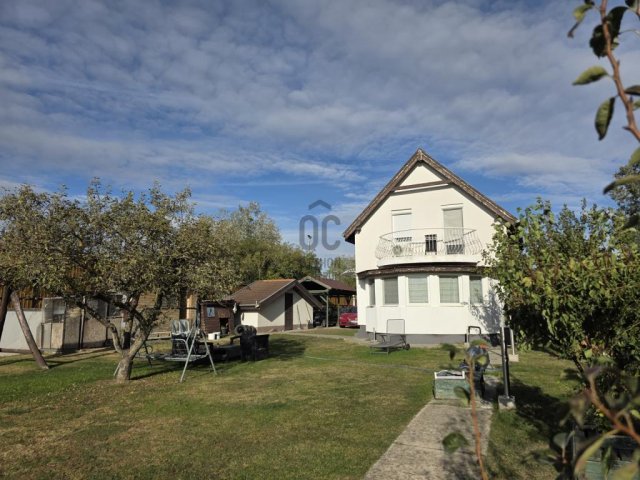 Eladó családi ház, Délegyházán 93 M Ft, 4 szobás