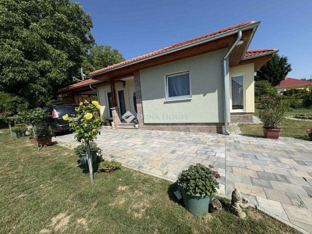 Eladó családi ház, Galambokon 58 M Ft, 3 szobás