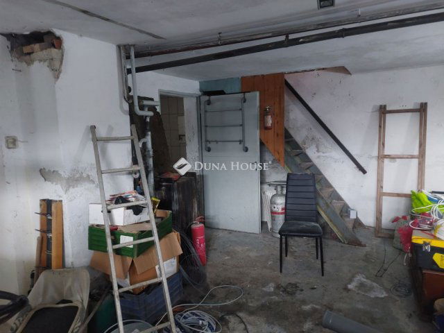 Eladó családi ház, Pomázon, Vróci úton 55 M Ft, 2 szobás