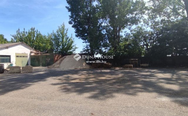 Eladó ipari ingatlan, Nagykőrösön 190 M Ft