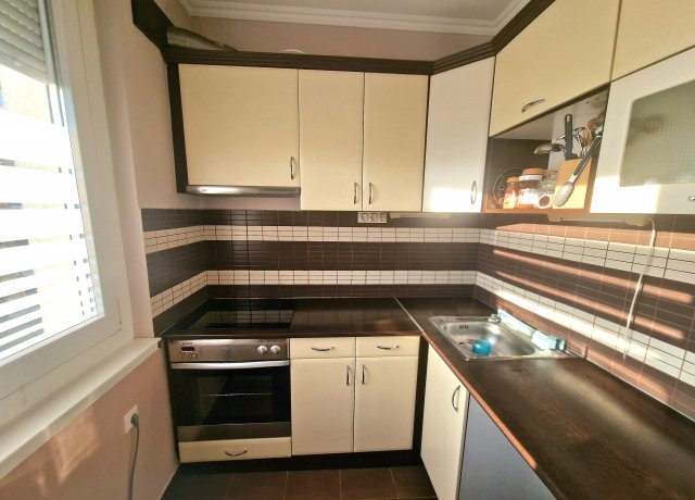 Eladó panellakás, Mosonmagyaróváron 47.5 M Ft, 2 szobás