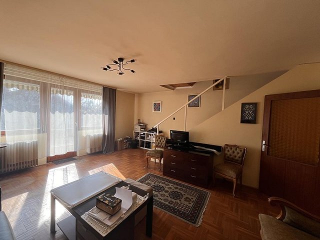 Eladó családi ház, Budapesten, III. kerületben 139.9 M Ft